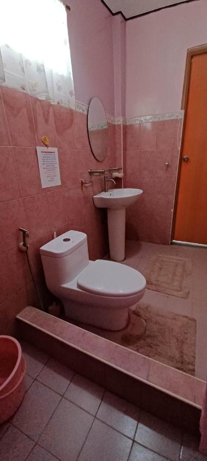 Donsol Aguluz Homestay Exteriör bild