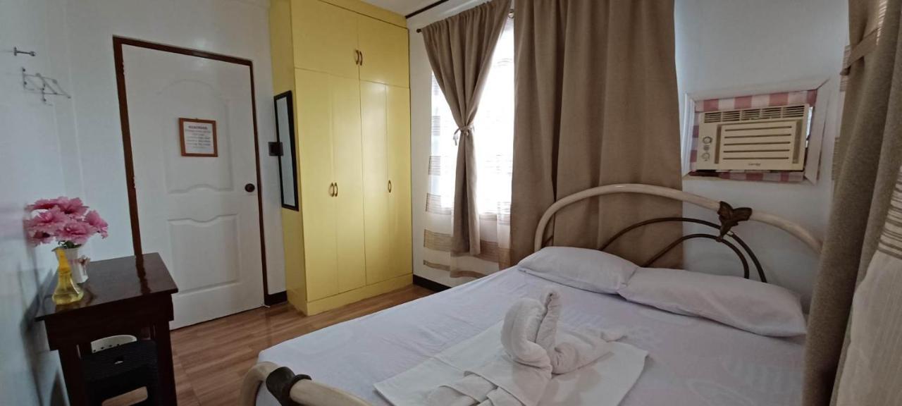 Donsol Aguluz Homestay Exteriör bild
