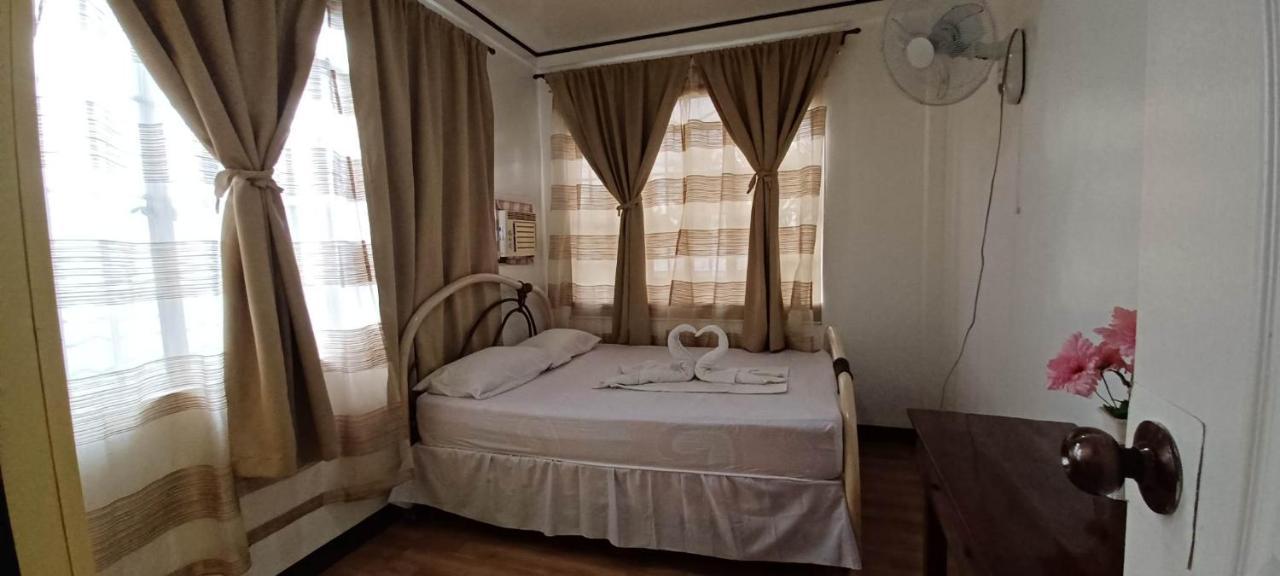 Donsol Aguluz Homestay Exteriör bild