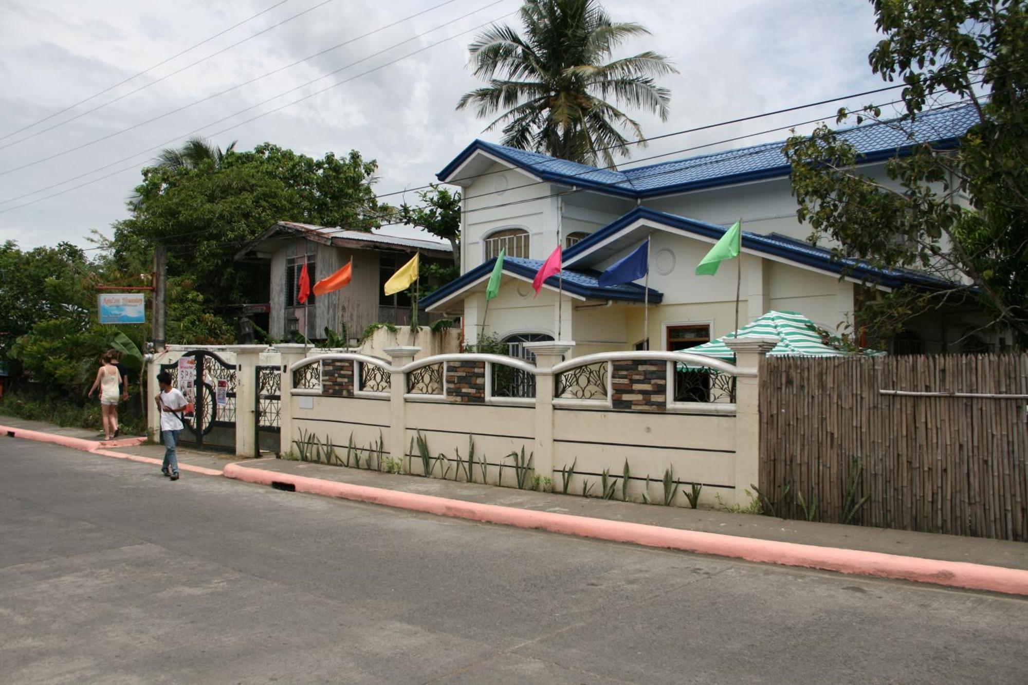 Donsol Aguluz Homestay Exteriör bild